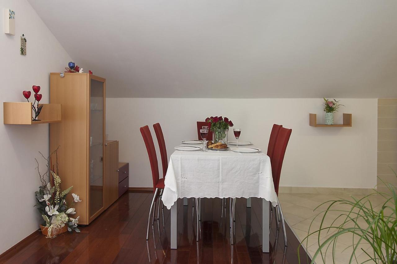 Luxury Apartments Elizabeth Podstrana Exterior photo
